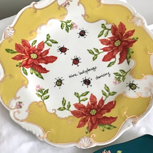 Anthropologie Lou Rota Handpainted Glazed Decaled Set of Four Plates New In Box - Picture 9 of 11